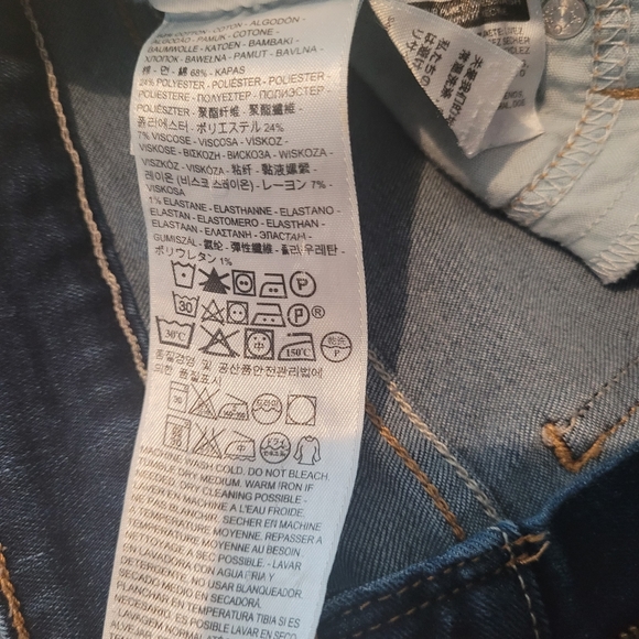 Levi Dark Wash Skinny Jeans W28 - Picture 5 of 6